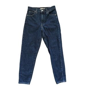 High waisted mom jean Levi’s 
Size 26